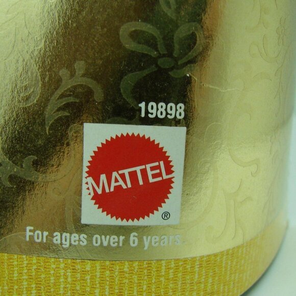 Vintage 1998 Snow White Holiday Princess Barbie - Picture 7 of 12